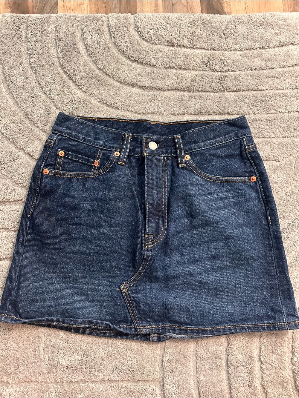 Levi's dark blue denim mini skirt